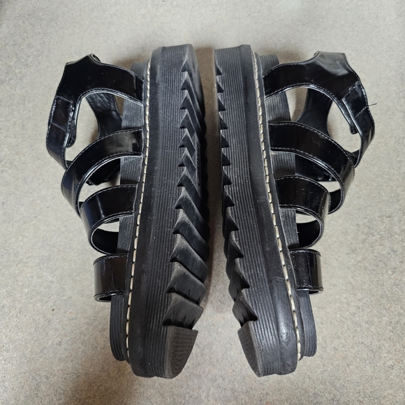 Portland Dolly Women Sz 6.5 black faux leather chunky strappy platform sandals - Picture 2 of 13